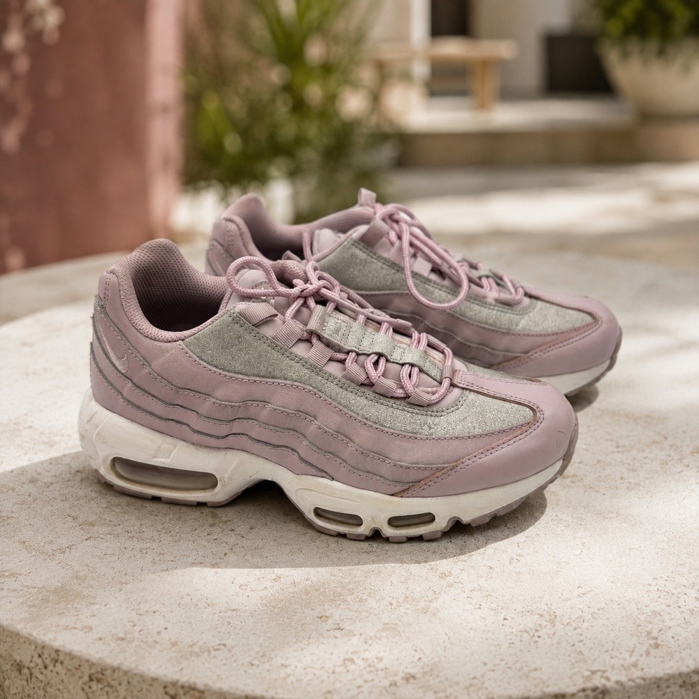 Nike Air Max 95 SE Particle Rose Pink Glitter Womens Sneakers AT0068-600 Size 9